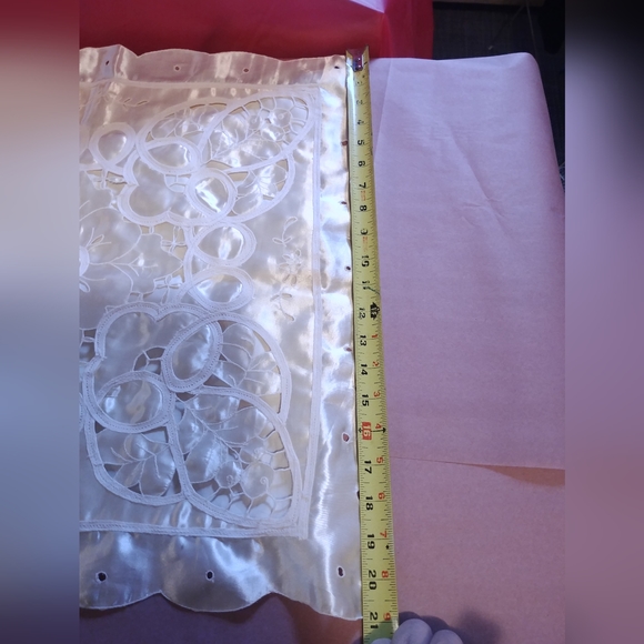 Decorative pillow - Picture 8 of 12